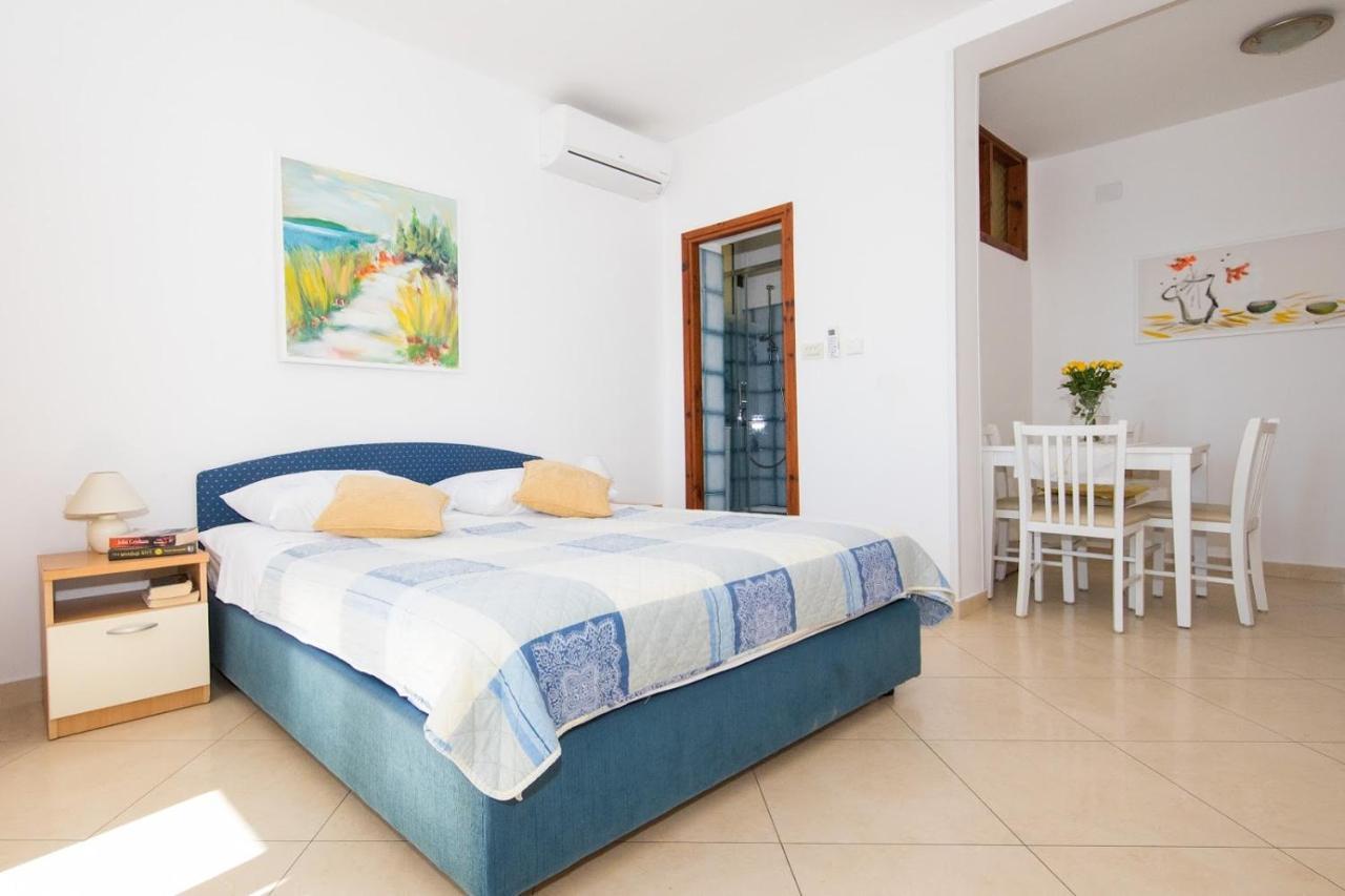 Lacroma Apartmán